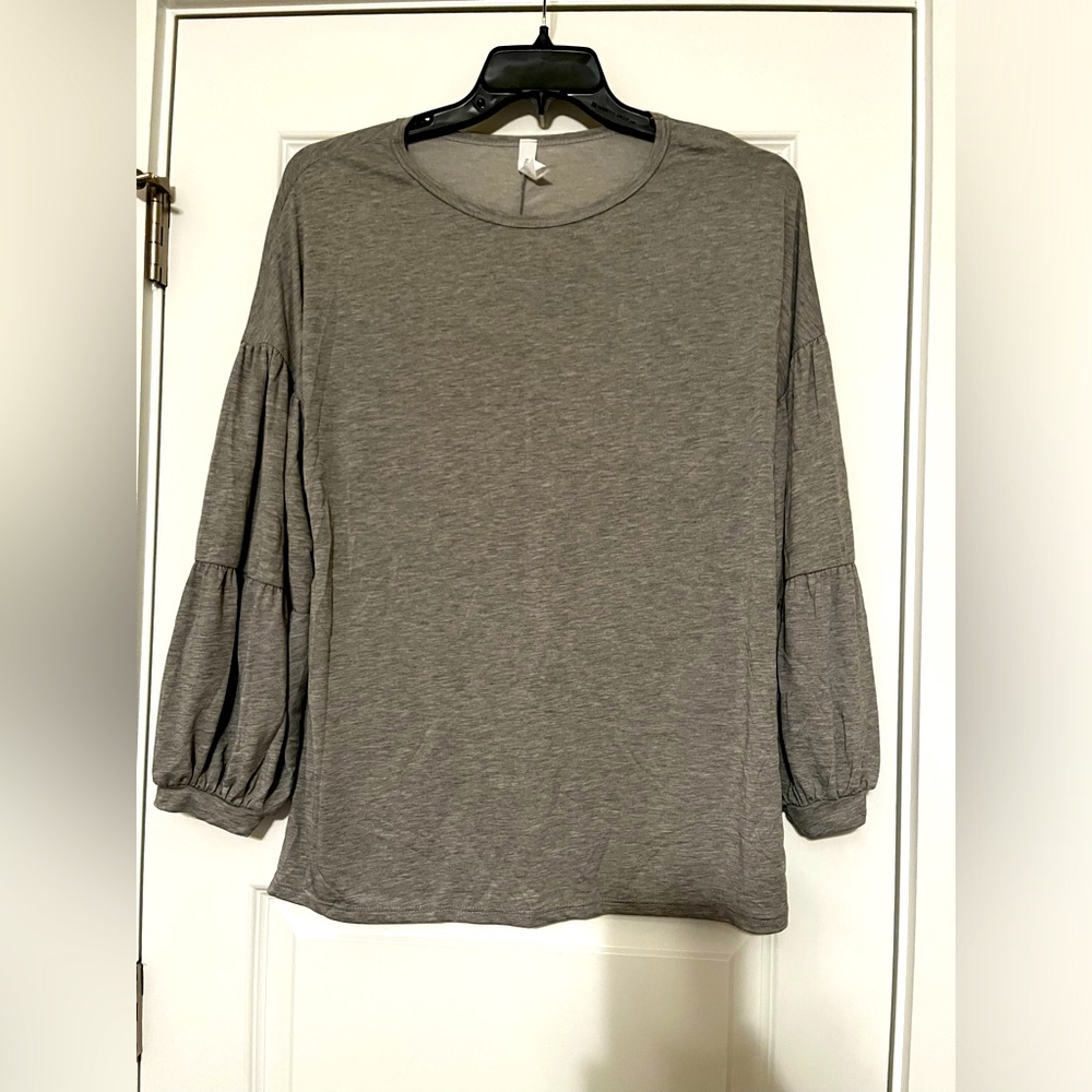 NBW bubble sleeve shirt